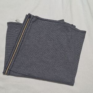 Lululemon Scarf - Stripe w/Zipper